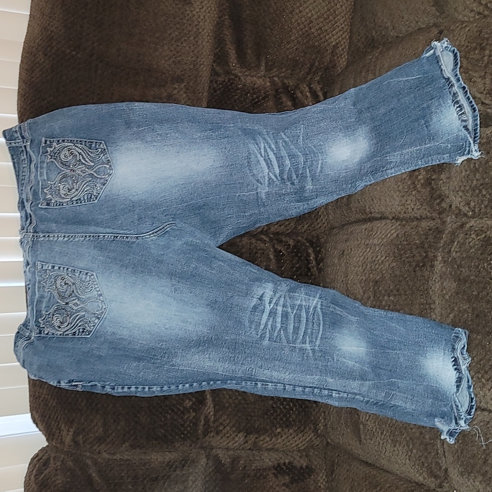 Jeans - Picture 2 of 5